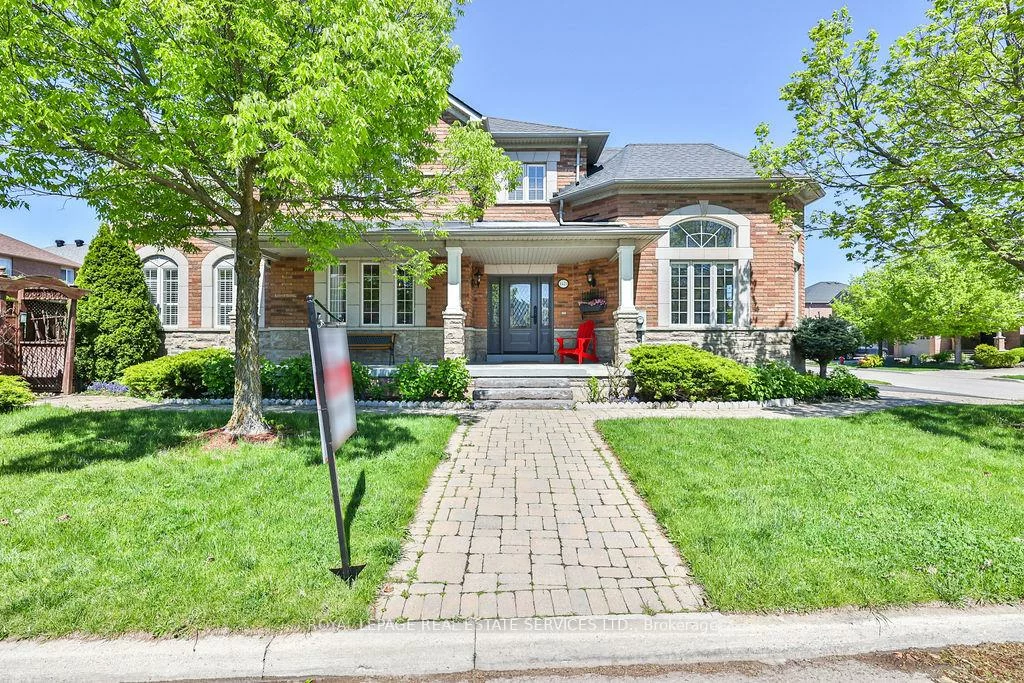 1423, Liverpool, 1022 - WT West Oak Trails, Oakville