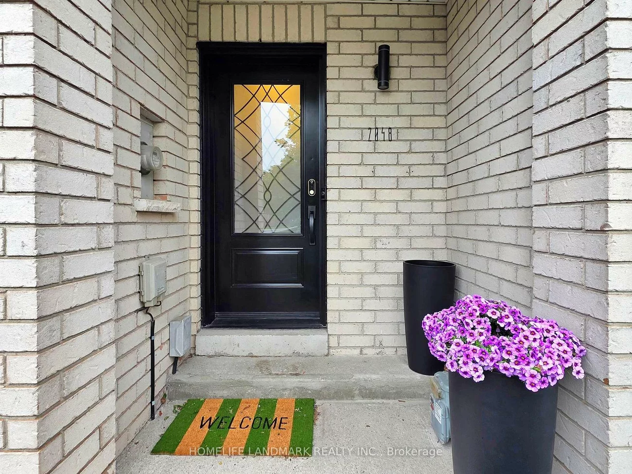 2048, White Dove, 1022 - WT West Oak Trails, Oakville