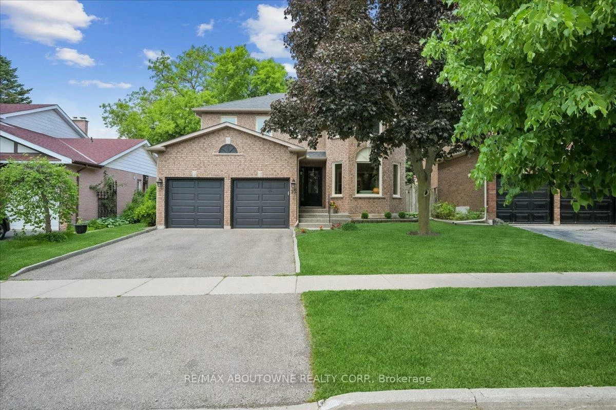 15, Culham, 1003 - CP College Park, Oakville