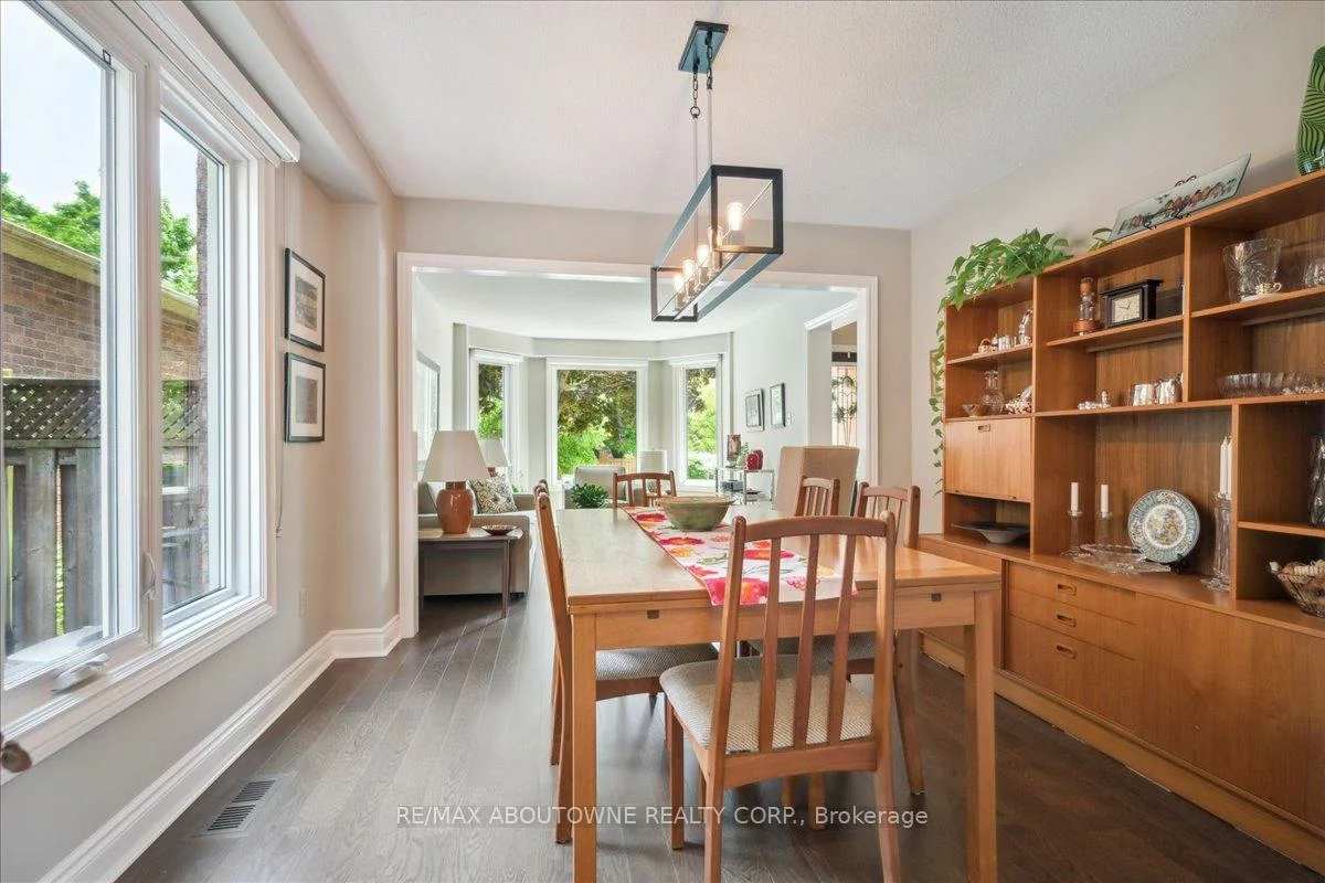 15, Culham, 1003 - CP College Park, Oakville