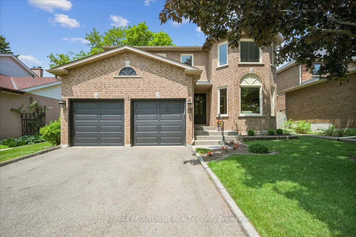 15, Culham, 1003 - CP College Park, Oakville