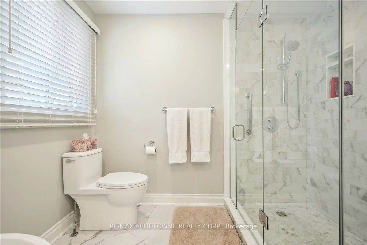 15, Culham, 1003 - CP College Park, Oakville