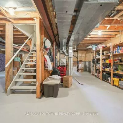 15, Culham, 1003 - CP College Park, Oakville