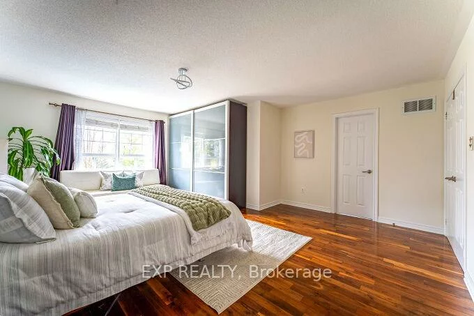 2409, WEST HAM, 1022 - WT West Oak Trails, Oakville