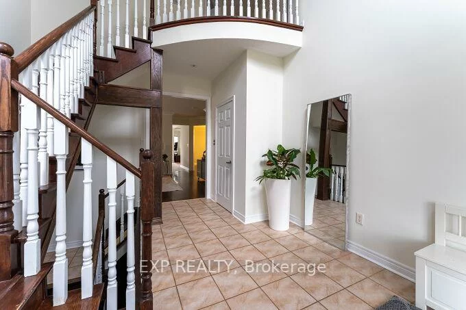2409, WEST HAM, 1022 - WT West Oak Trails, Oakville