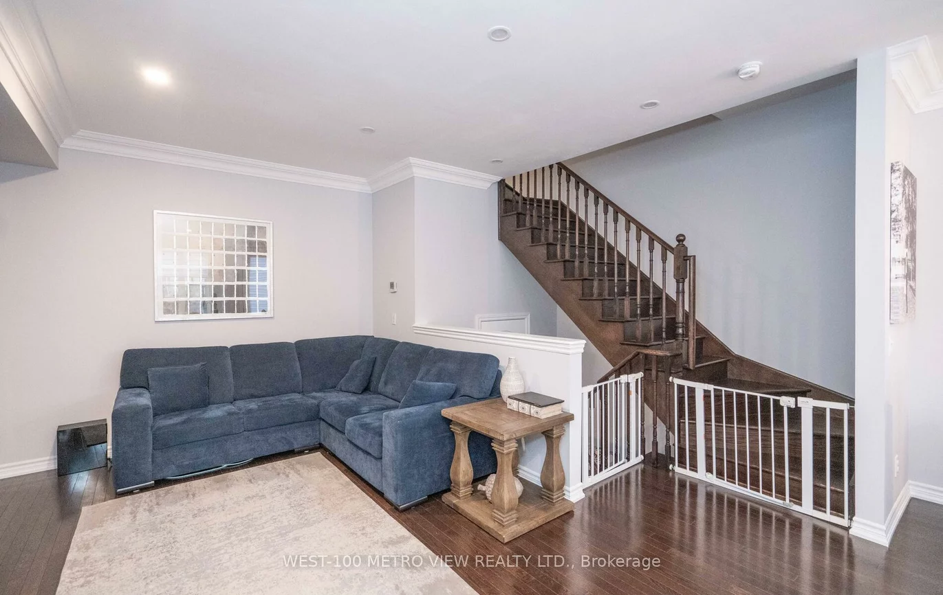 406, Athabasca Common, 1010 - JM Joshua Meadows, Oakville