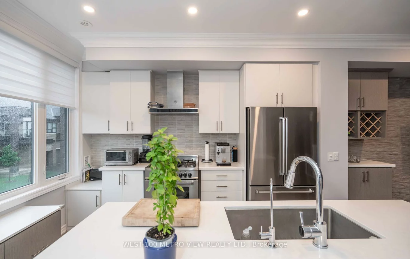 406, Athabasca Common, 1010 - JM Joshua Meadows, Oakville
