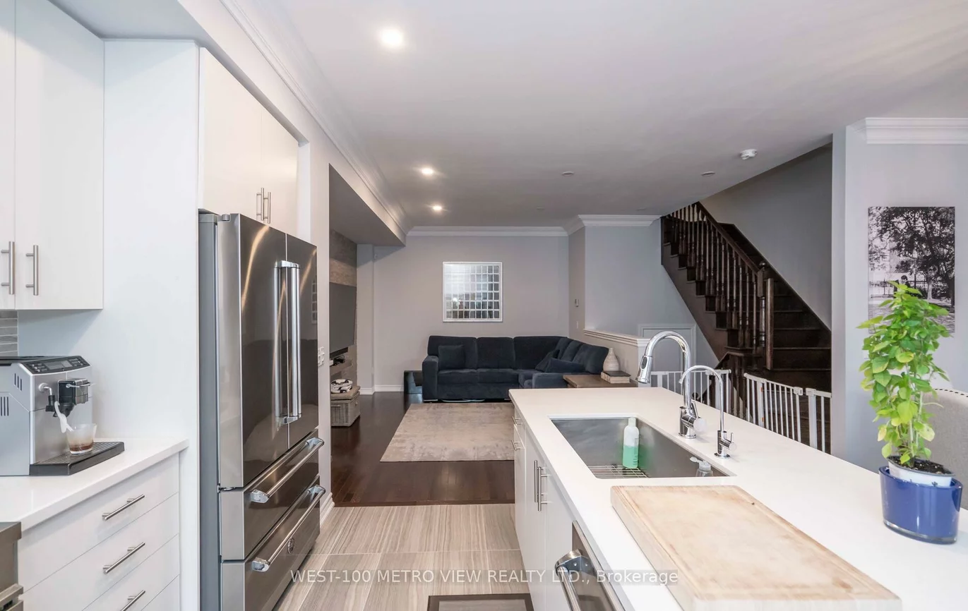 406, Athabasca Common, 1010 - JM Joshua Meadows, Oakville