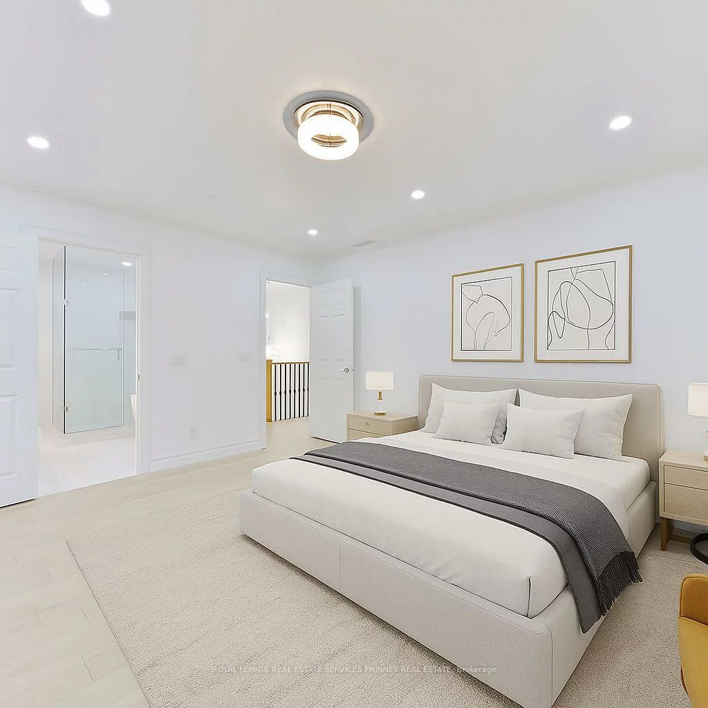 1003, Lakeshore, 1017 - SW Southwest, Oakville
