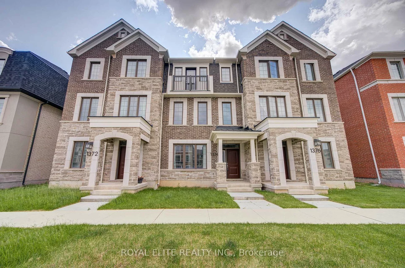1374, William Halton, 1012 - NW Northwest, Oakville