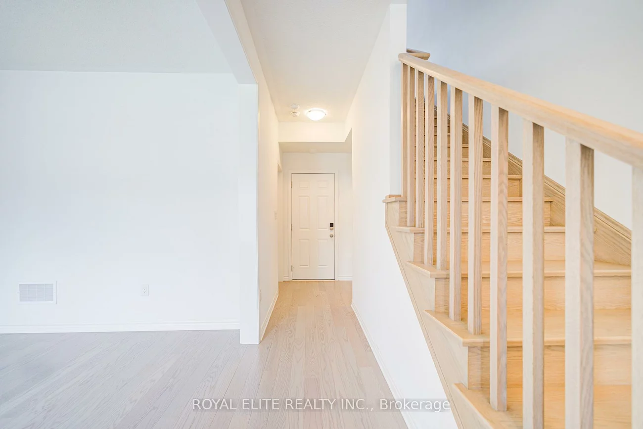 1374, William Halton, 1012 - NW Northwest, Oakville