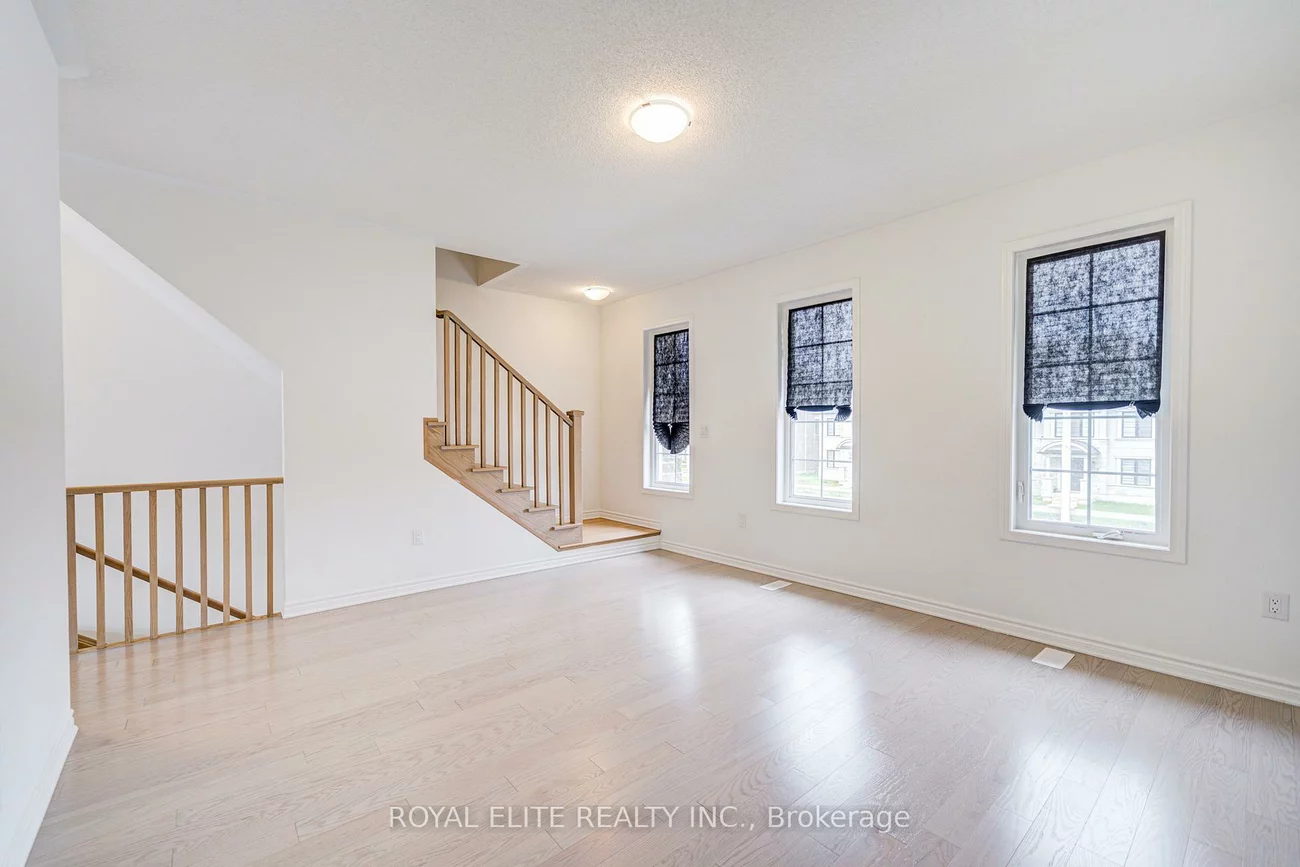 1374, William Halton, 1012 - NW Northwest, Oakville