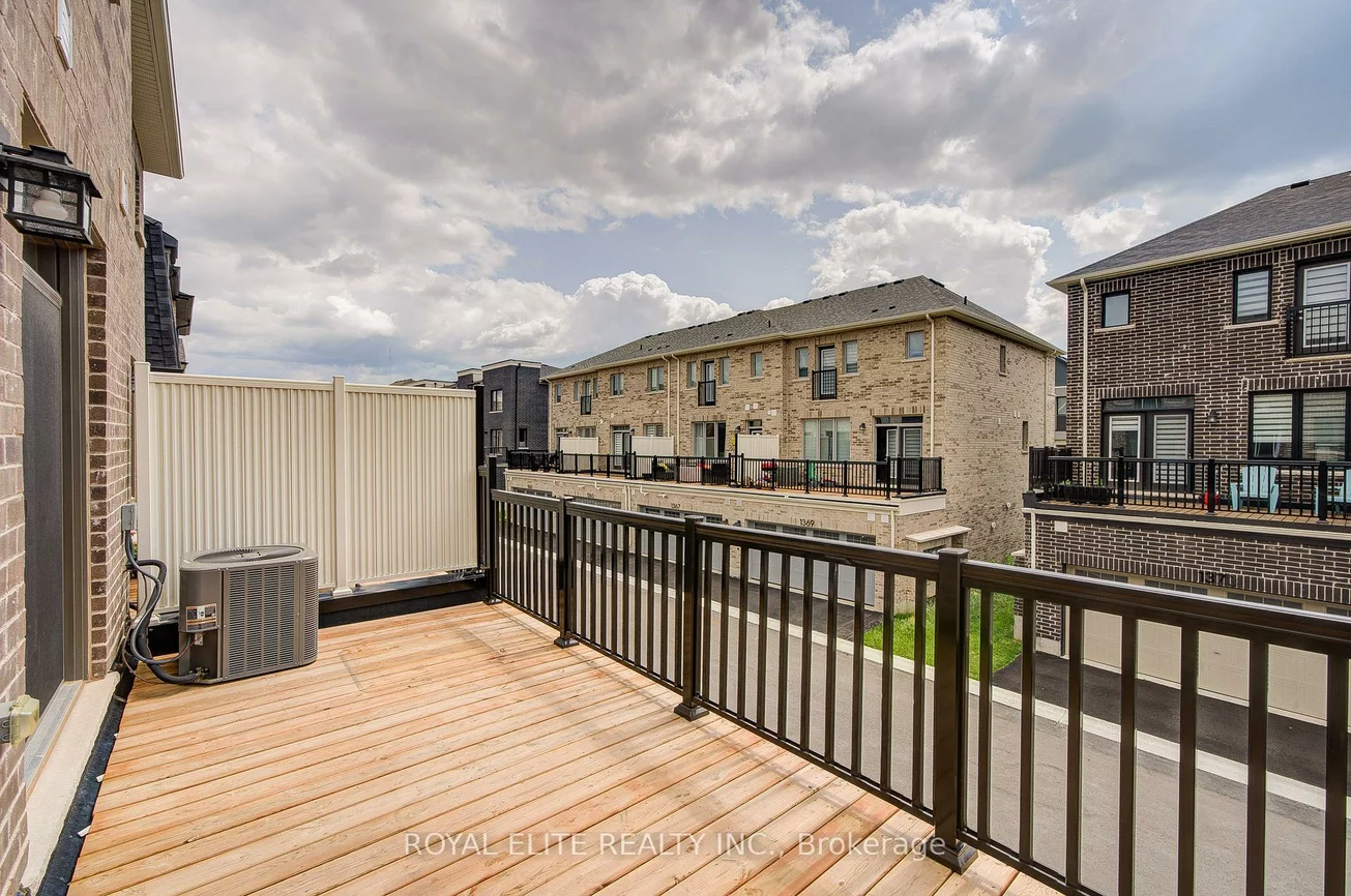 1374, William Halton, 1012 - NW Northwest, Oakville