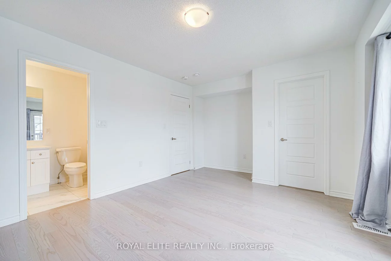 1374, William Halton, 1012 - NW Northwest, Oakville