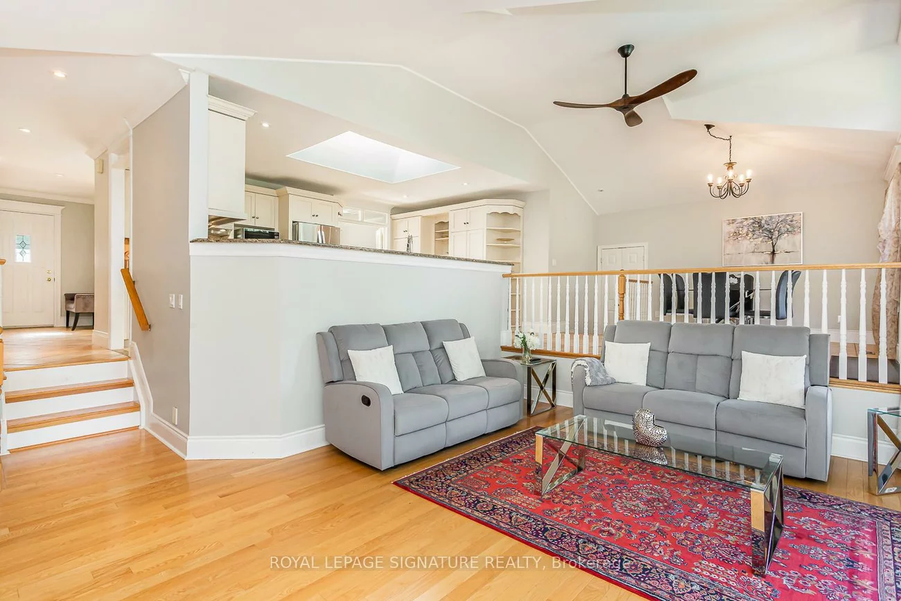 383, Maplehurst, 1001 - BR Bronte, Oakville