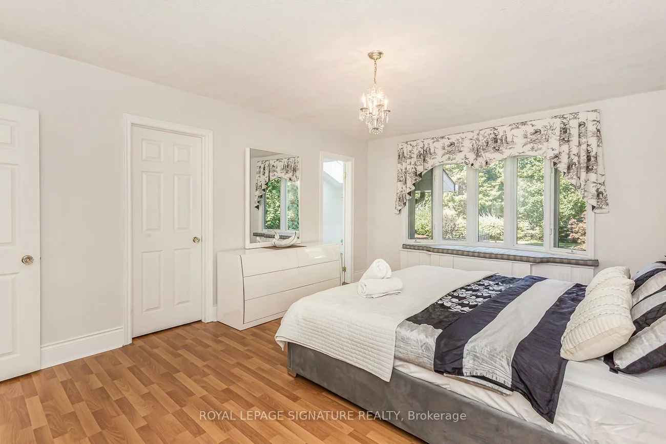 383, Maplehurst, 1001 - BR Bronte, Oakville