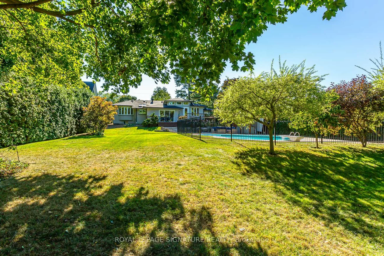 383, Maplehurst, 1001 - BR Bronte, Oakville