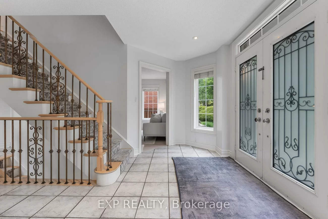 2000, Peak, 1015 - RO River Oaks, Oakville