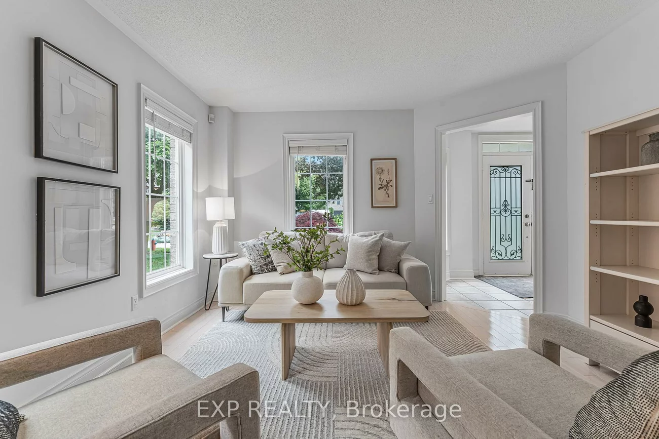 2000, Peak, 1015 - RO River Oaks, Oakville