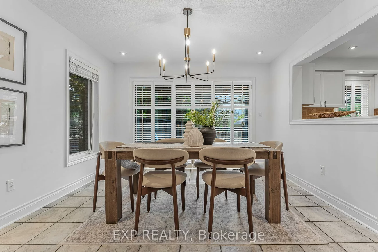 2000, Peak, 1015 - RO River Oaks, Oakville