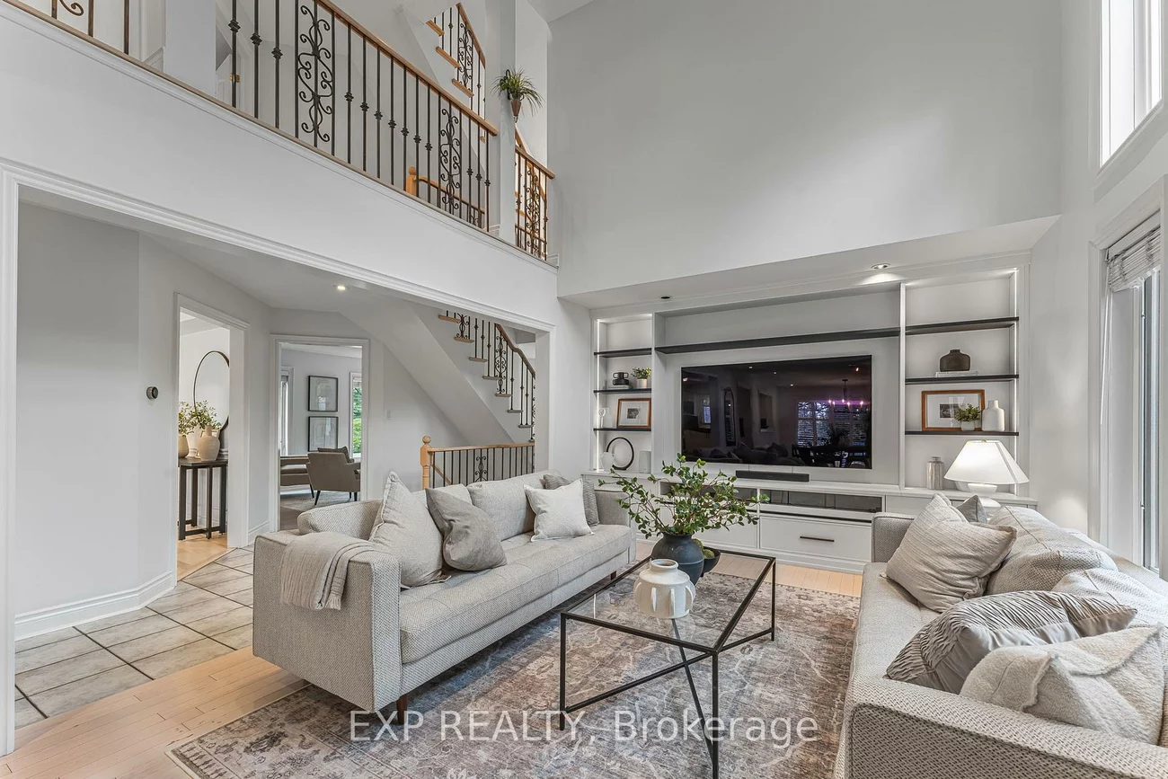 2000, Peak, 1015 - RO River Oaks, Oakville