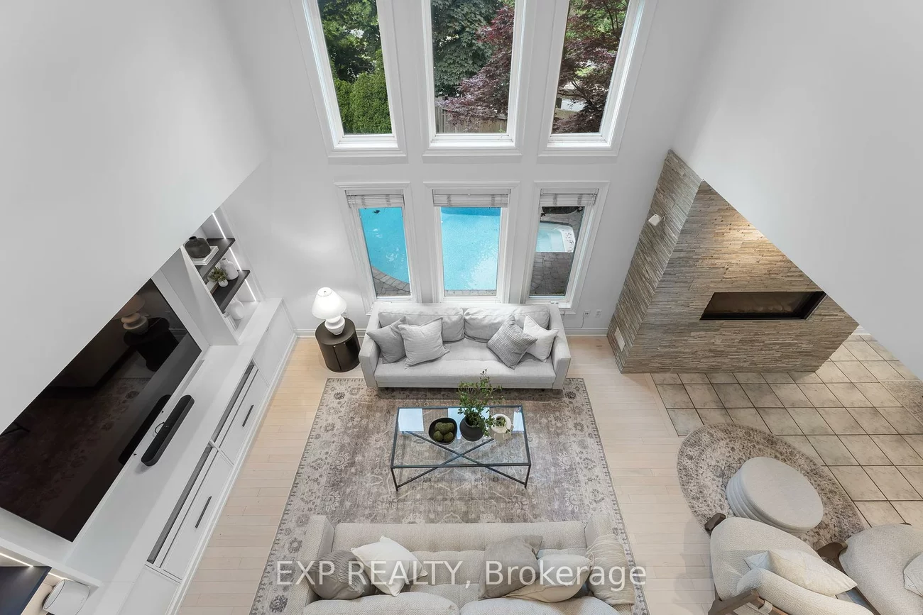 2000, Peak, 1015 - RO River Oaks, Oakville