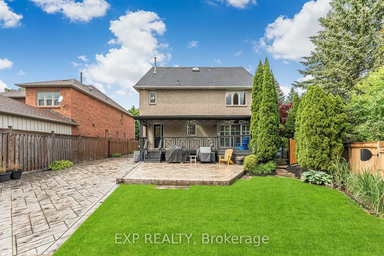 2000, Peak, 1015 - RO River Oaks, Oakville