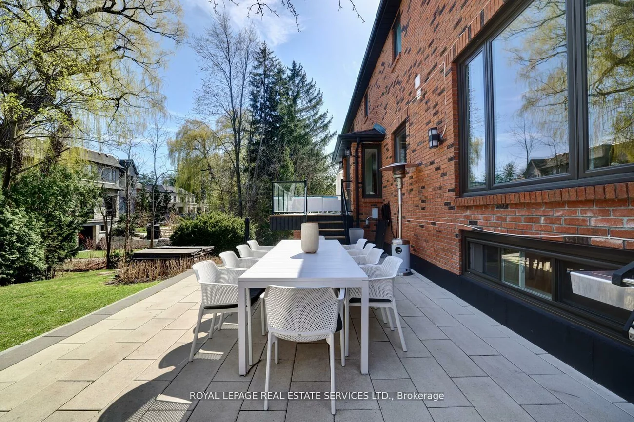 84, Sybella, 1017 - SW Southwest, Oakville