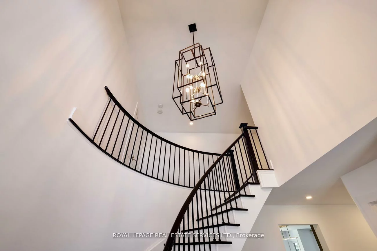 84, Sybella, 1017 - SW Southwest, Oakville