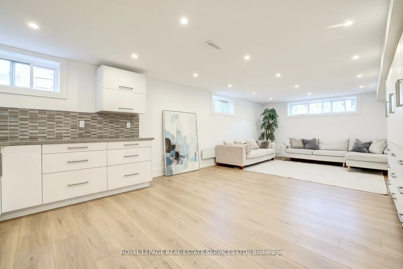 84, Sybella, 1017 - SW Southwest, Oakville