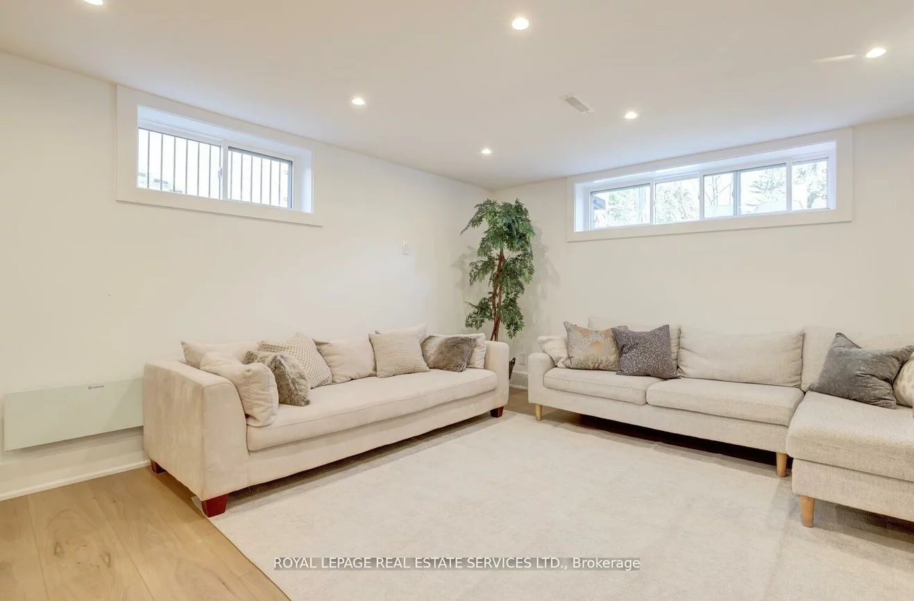84, Sybella, 1017 - SW Southwest, Oakville