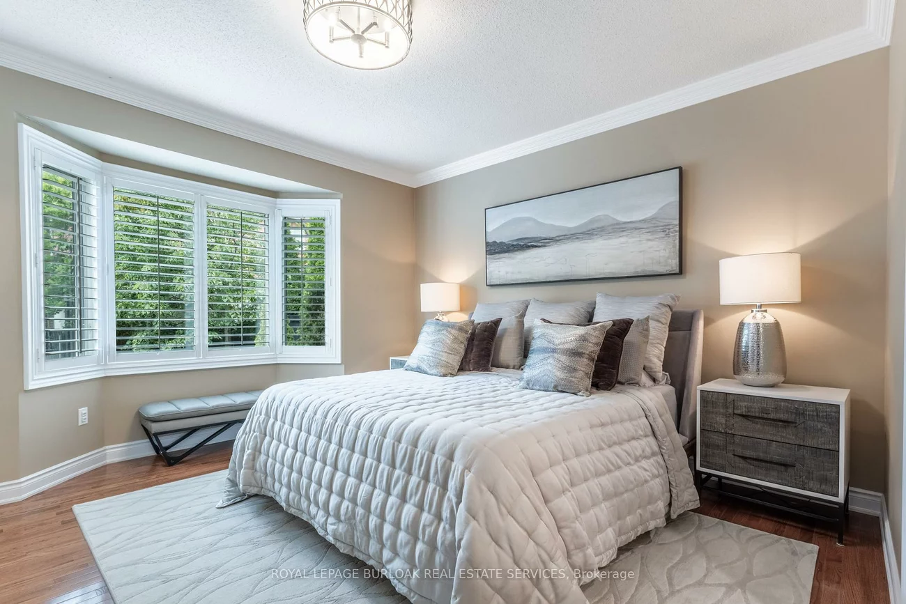 3329, Springflower, 1001 - BR Bronte, Oakville