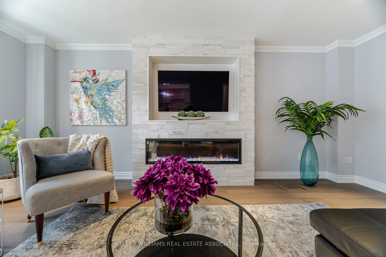 1202, Ballantry, 1018 - WC Wedgewood Creek, Oakville