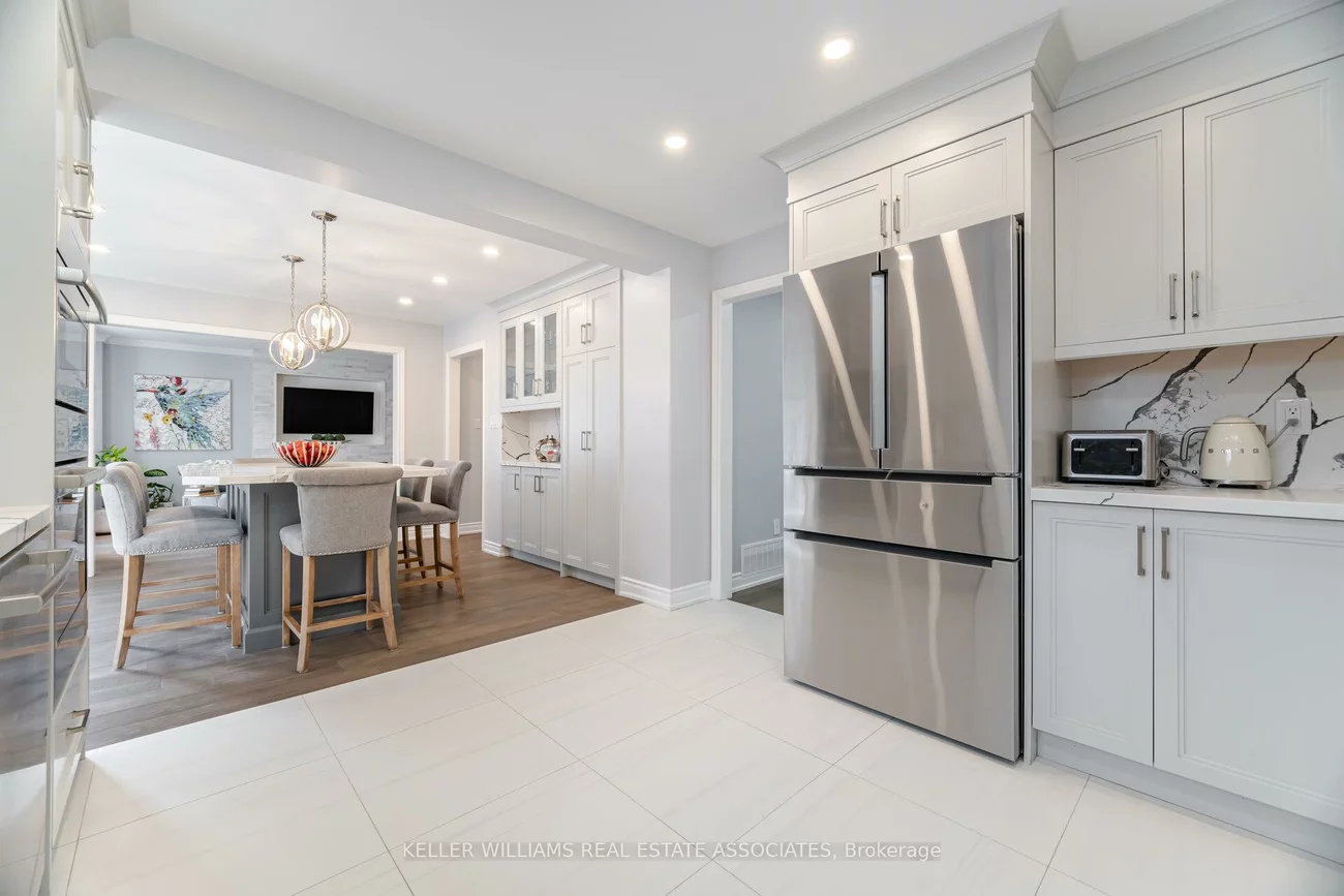 1202, Ballantry, 1018 - WC Wedgewood Creek, Oakville