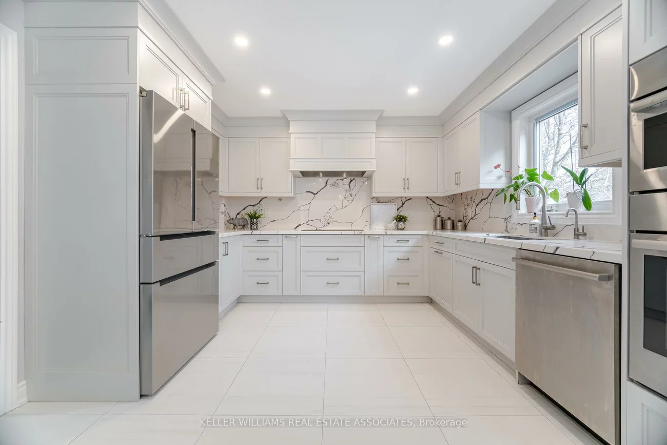 1202, Ballantry, 1018 - WC Wedgewood Creek, Oakville
