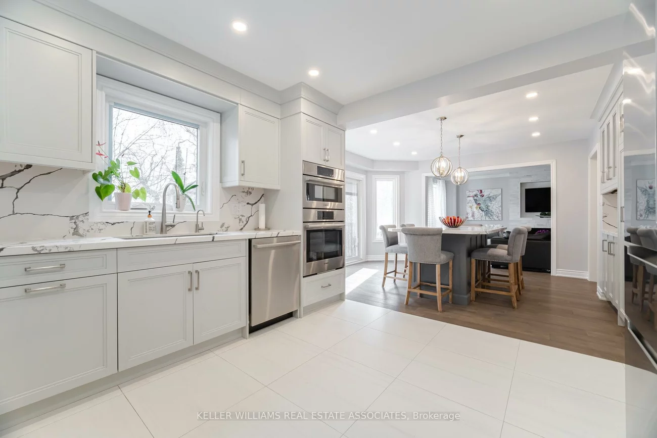 1202, Ballantry, 1018 - WC Wedgewood Creek, Oakville