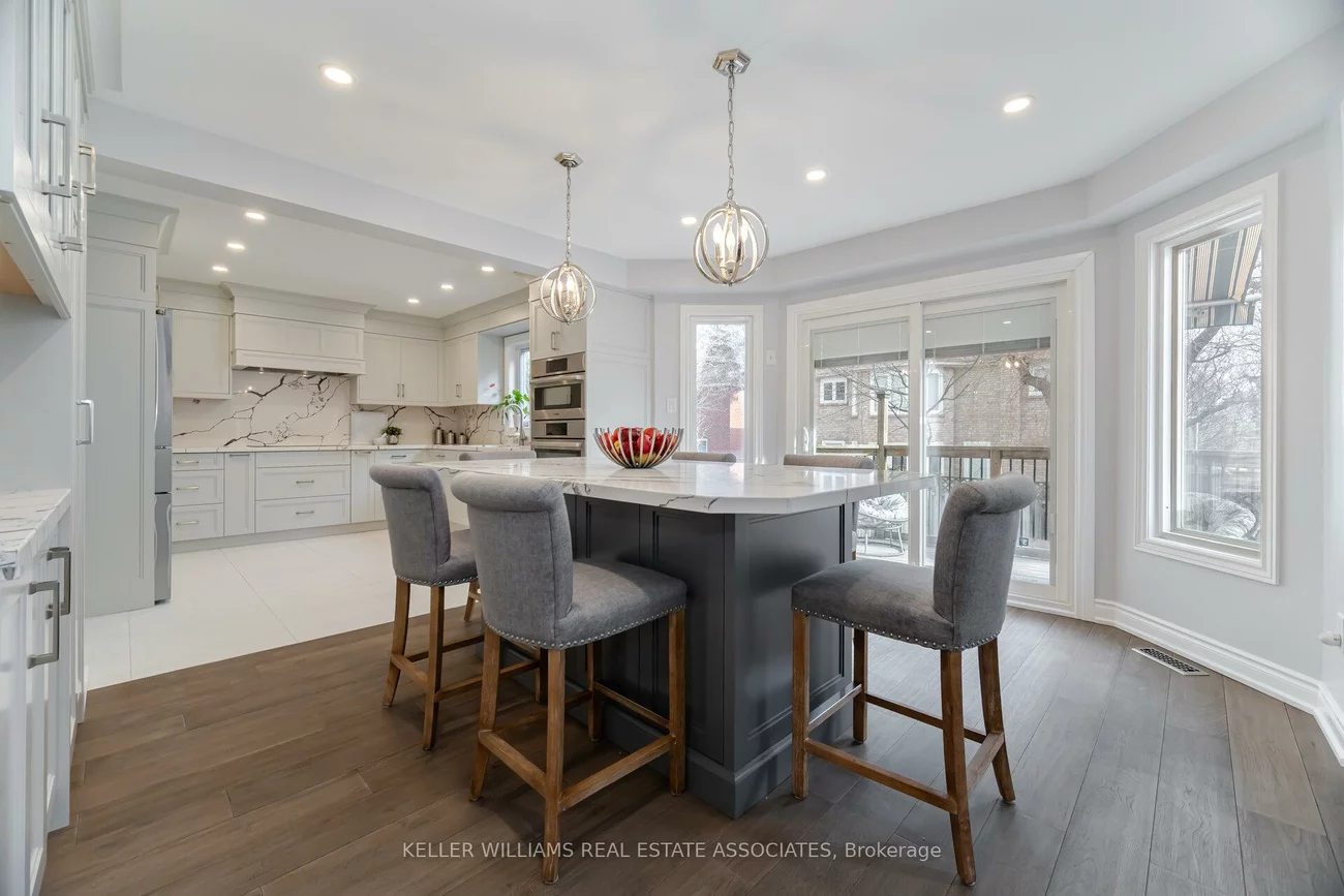 1202, Ballantry, 1018 - WC Wedgewood Creek, Oakville