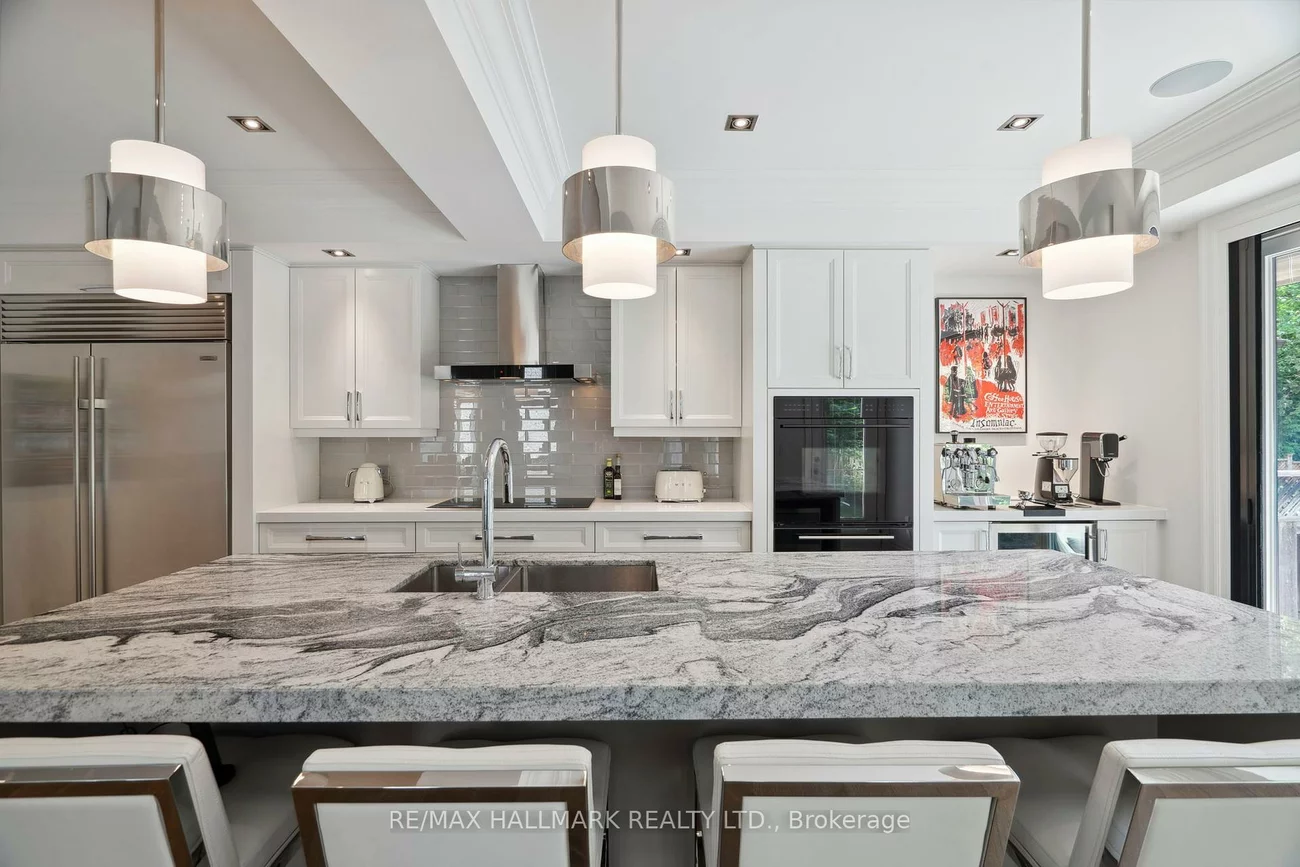 2092, PINEVALLEY, 1009 - JC Joshua Creek, Oakville