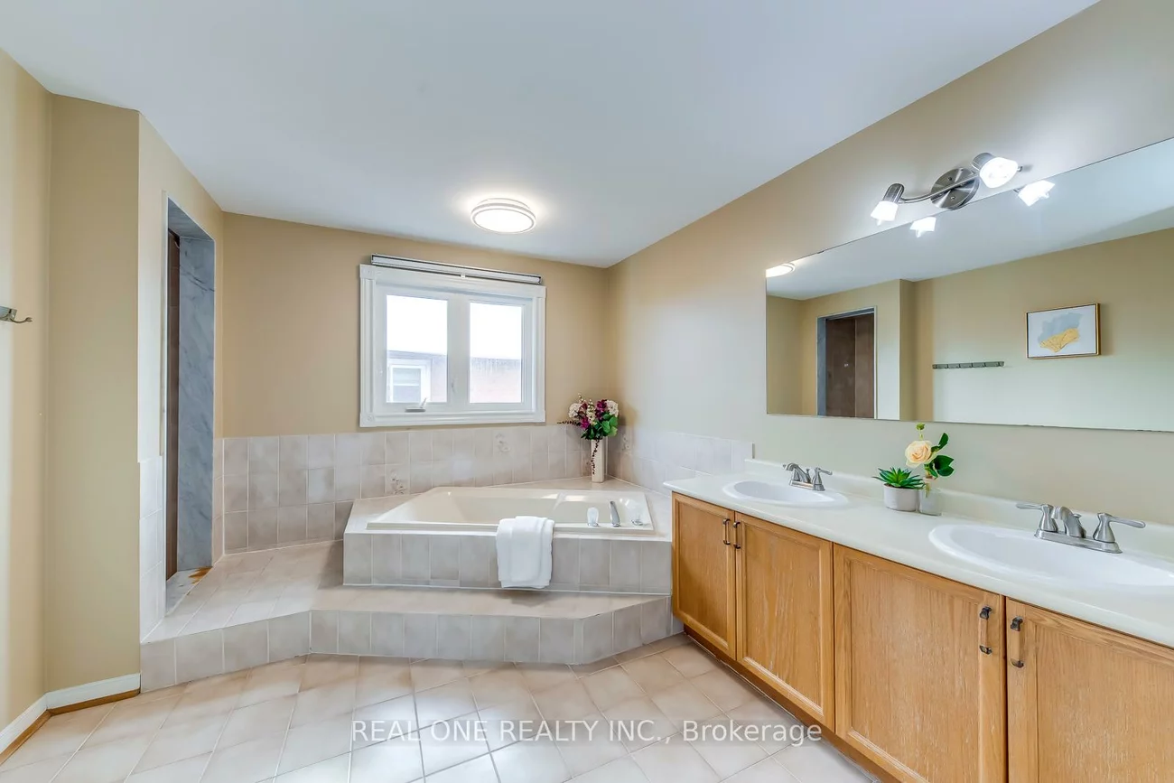 1389, Heritage, 1007 - GA Glen Abbey, Oakville
