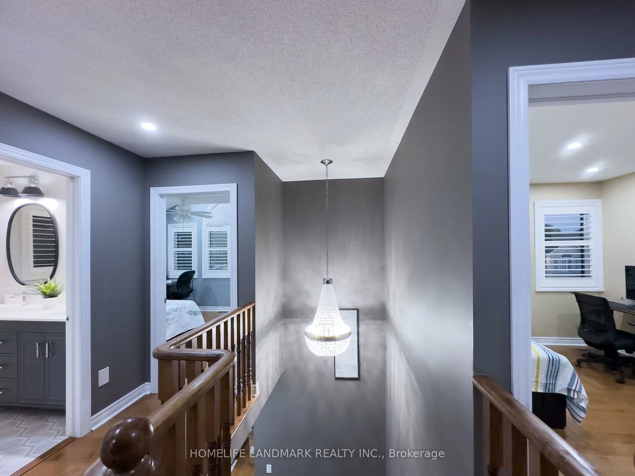 2236, Glazebrook, 1022 - WT West Oak Trails, Oakville