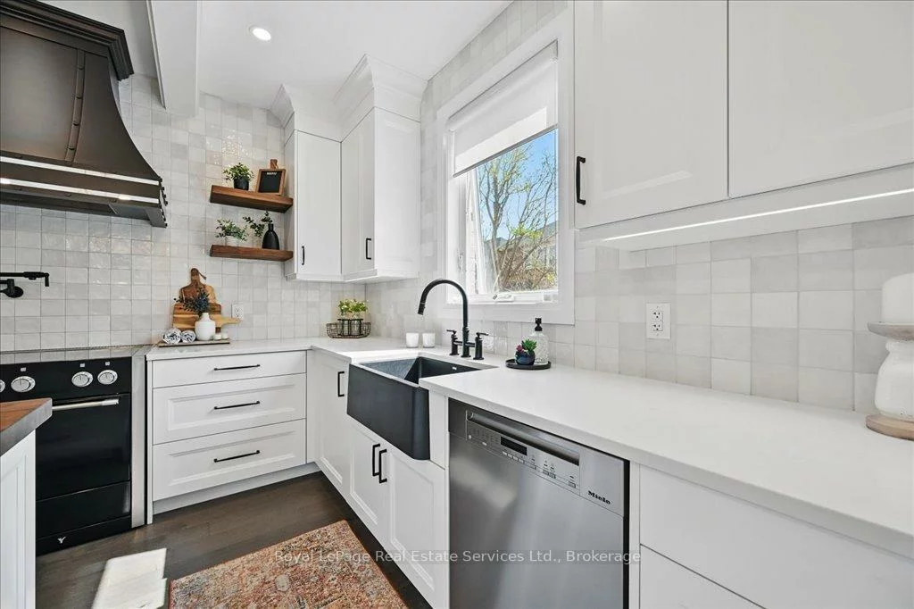 2144, Blackforest, 1019 - WM Westmount, Oakville