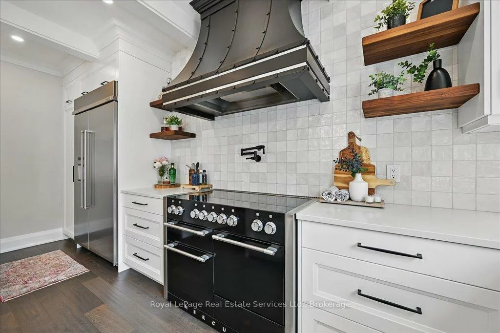 2144, Blackforest, 1019 - WM Westmount, Oakville