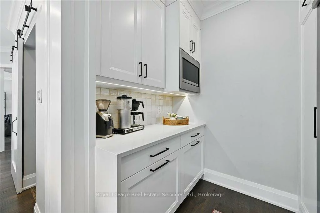 2144, Blackforest, 1019 - WM Westmount, Oakville