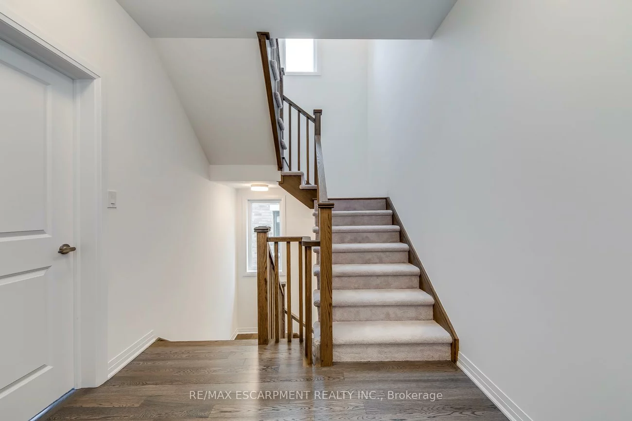 3262, Crystal, 1008 - GO Glenorchy, Oakville