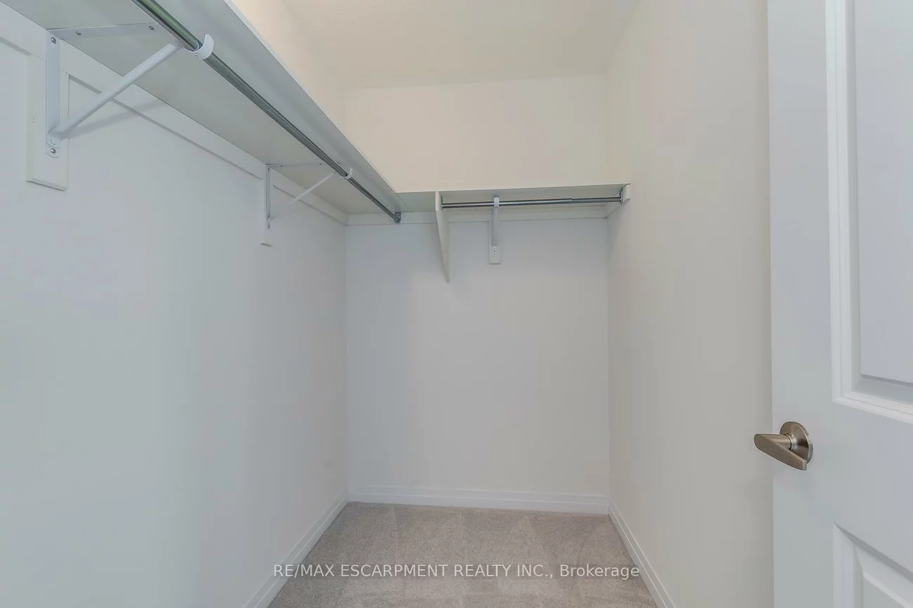 3262, Crystal, 1008 - GO Glenorchy, Oakville