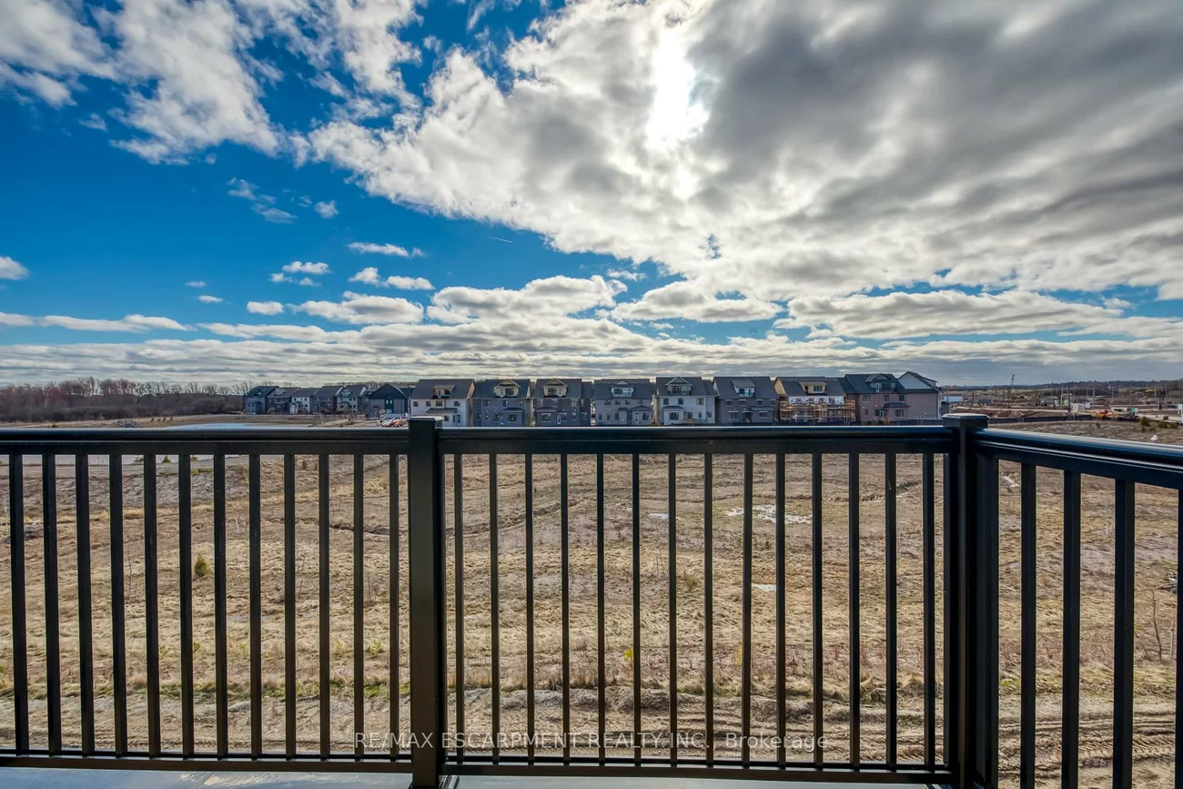 3262, Crystal, 1008 - GO Glenorchy, Oakville