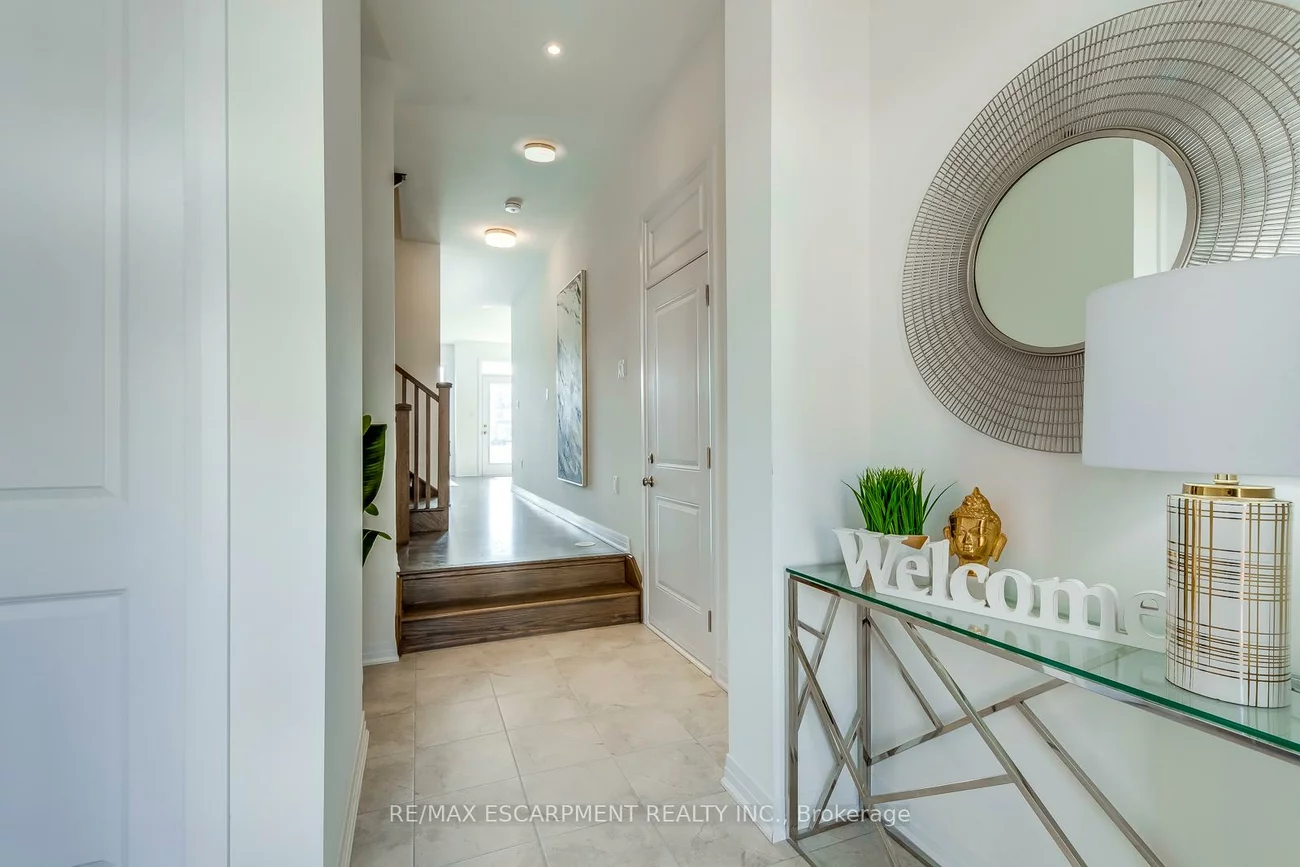 3262, Crystal, 1008 - GO Glenorchy, Oakville