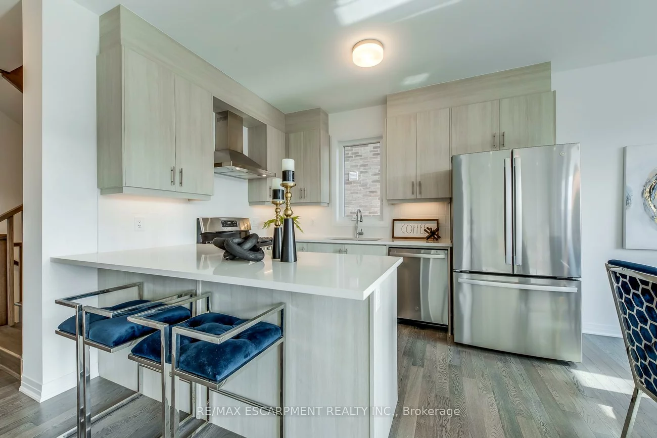 3262, Crystal, 1008 - GO Glenorchy, Oakville