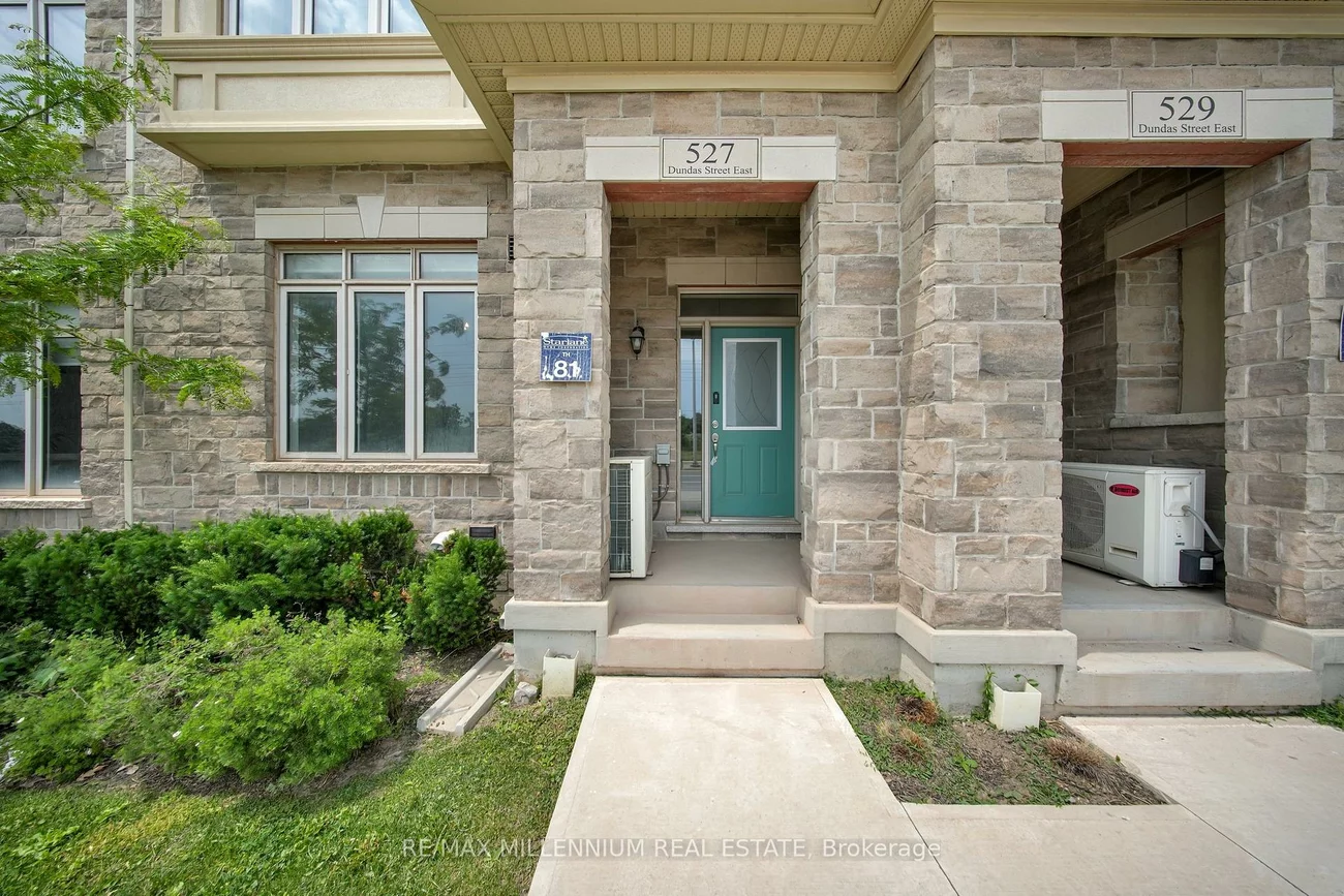 527, Dundas, 1010 - JM Joshua Meadows, Oakville