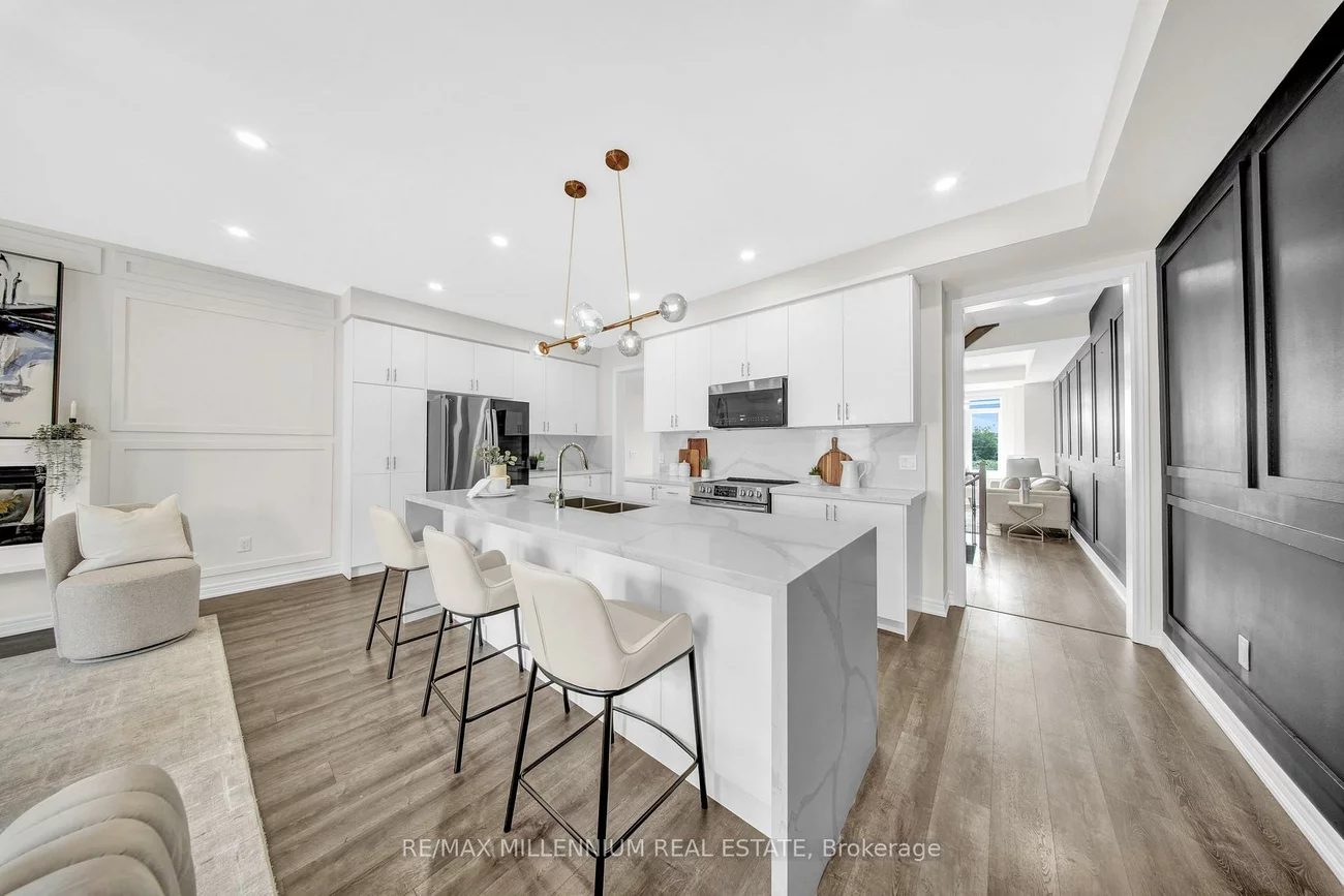 527, Dundas, 1010 - JM Joshua Meadows, Oakville